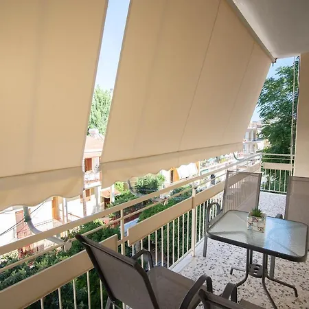 Emerald 110m2 Entire Floor Steps To City's Heart Apartment