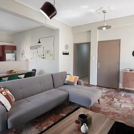 Emerald 110m2 Entire Floor Steps To City's Heart *