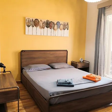 Emerald 110m2 Entire Floor Steps To City's Heart Kalamata