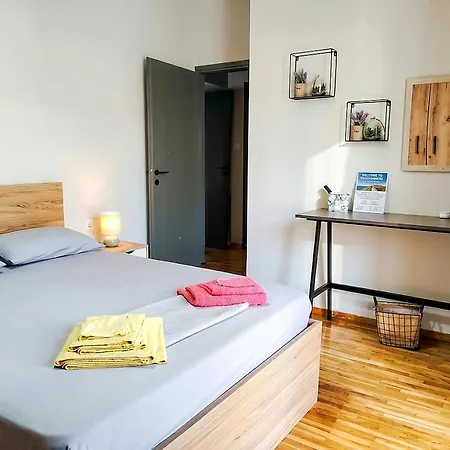 Emerald 110m2 Entire Floor Steps To City's Heart Kalamata