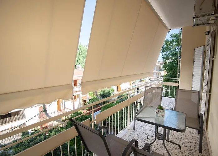 Emerald 110m2 Entire Floor Steps To City's Heart Appartement