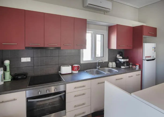 Emerald 110m2 Entire Floor Steps To City's Heart Kalamata