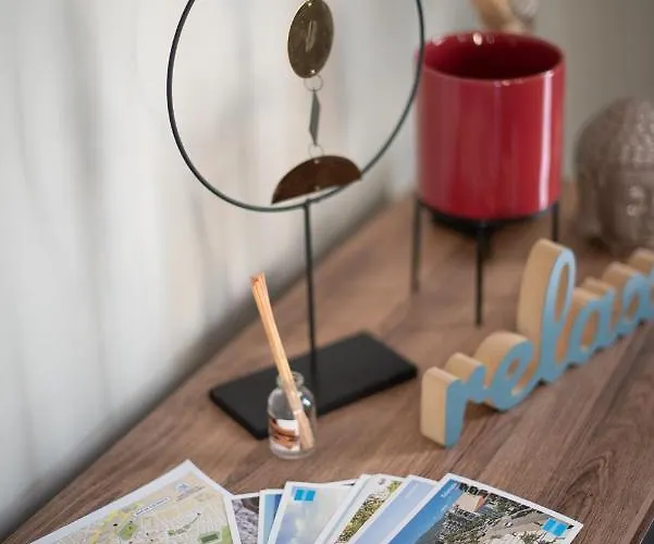 Emerald 110m2 Entire Floor Steps To City's Heart Appartement Kalamata